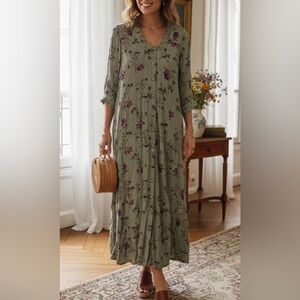 Vintage 90s Carol Anderson  floral  midi/maxi button down dress. Size 10 petite.